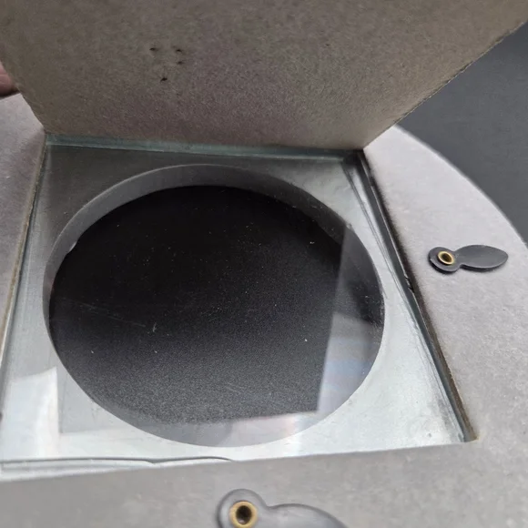 Decorative Silver and Gold Round Frame - Picture 5 of 5